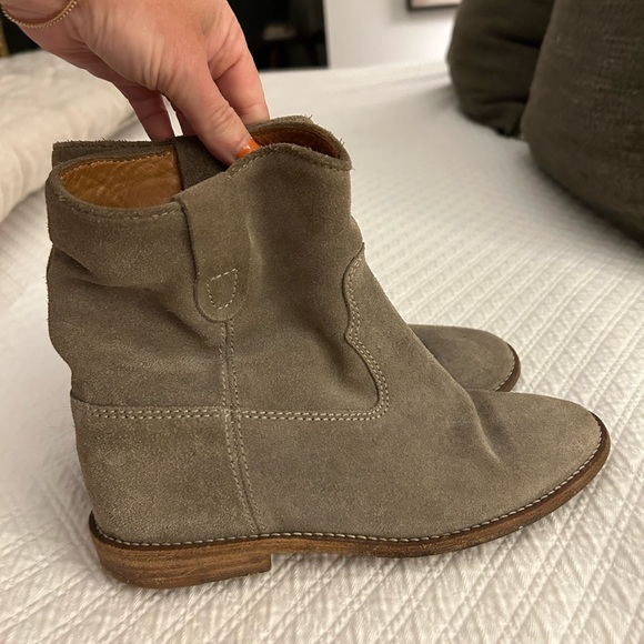 Isabel Marant suede susee ankle boots in taupe - Picture 6 of 13